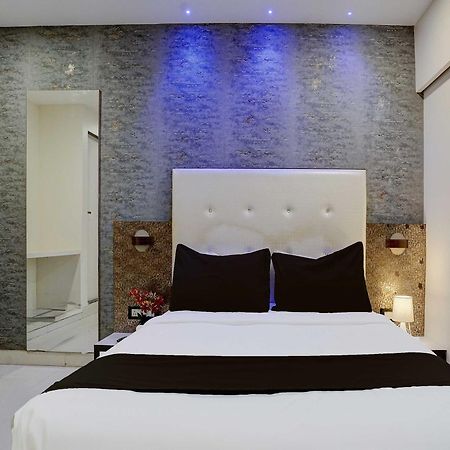 Hotel O Golden Star Mumbai Exterior photo